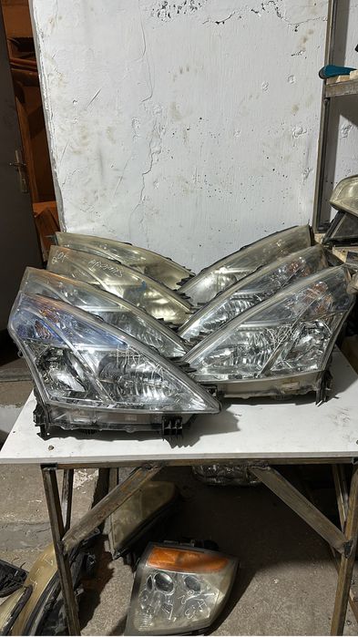 Фары на Nissan Teana