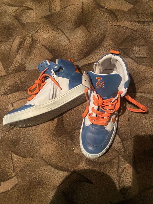 Кеды и кроссовки