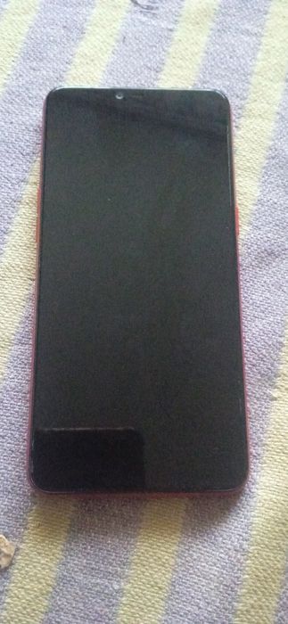 Срочно Oppo A3S в отличном состоянии
