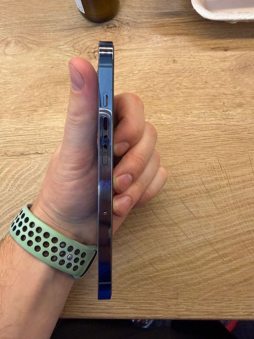 IPhone 13 Pro перфектен
