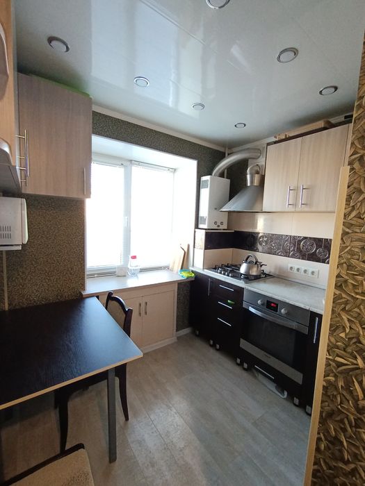 Продам 3 к.квартиру в районе Акации