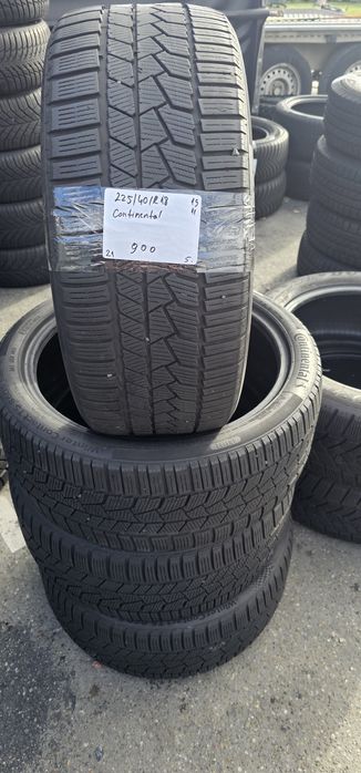 225 40 R 18 Continental iarna