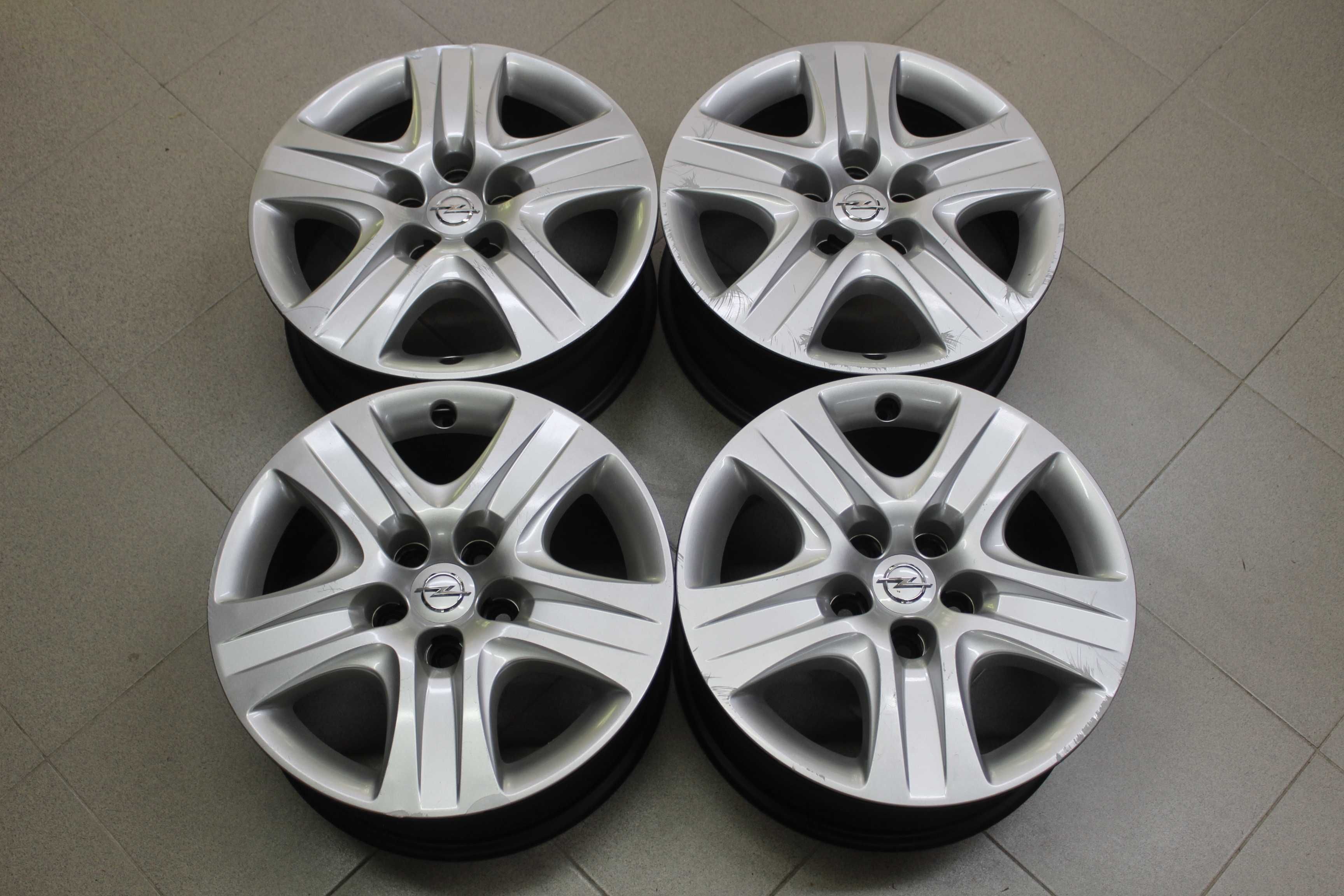 Джанти с тасове 17" Opel Insignia A