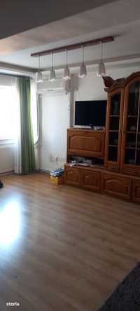 Vând apartament 3 camere, 2 bai în Deva. Z.Ultracentrală-98mp