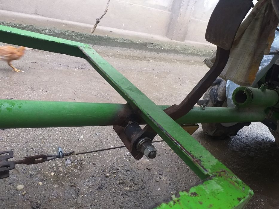 Remorcuta motocultor de vanzare