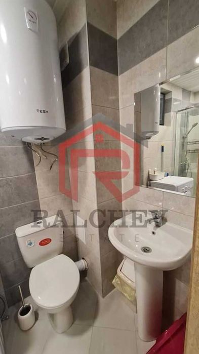 Дава се под наем Двустаен апартамент в Варна, Бриз - 55 кв.м за 433.5 € - Снимка #6