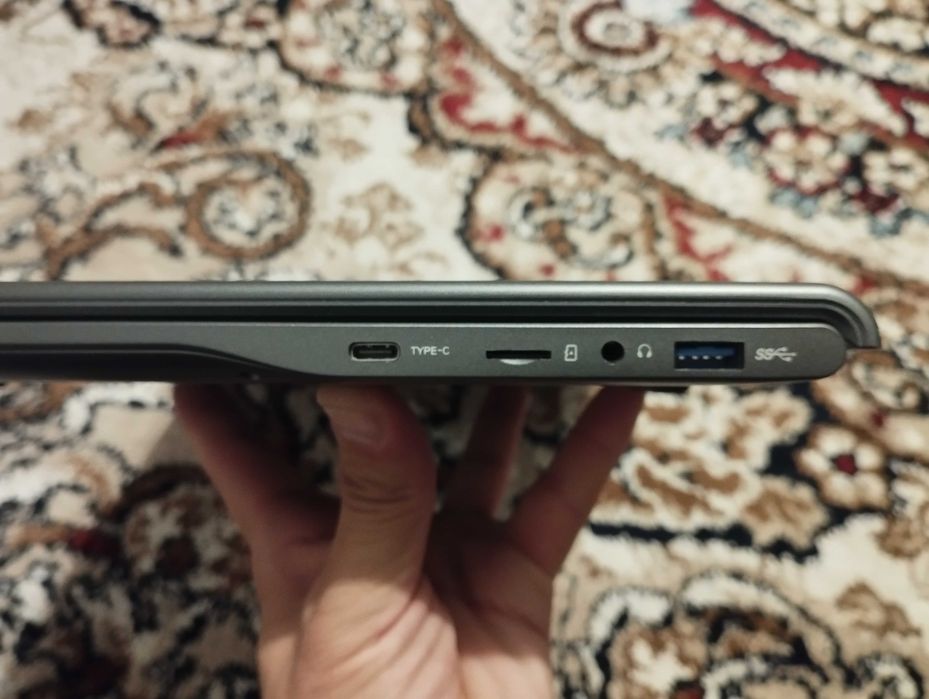 Noutbuk Gateway 15.6 dyum