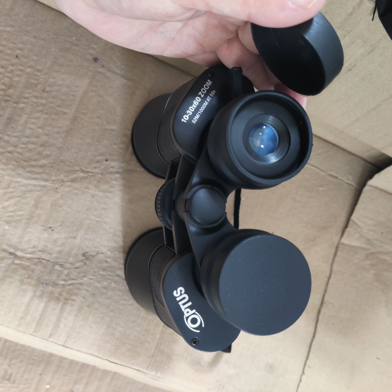Бинокъл OPTUS 10-30x60 ZOOM 52 м АТ10х
