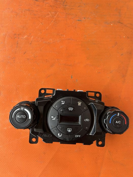 Display bord Ford Fiesta 6 AA6T-18B955-FB