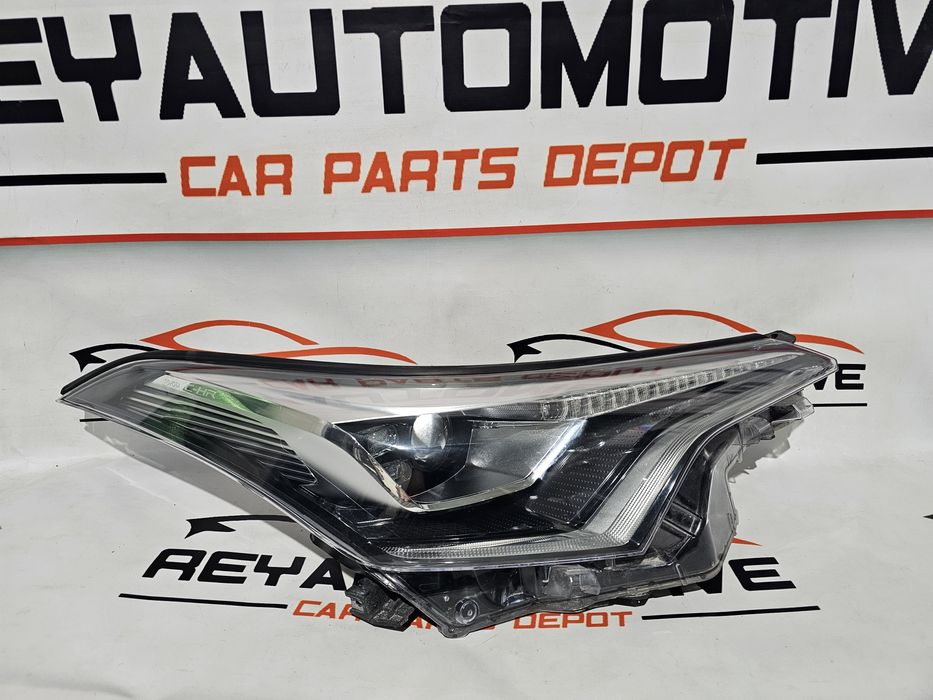 Far dreapta full led Toyota CHR C-HR cod 81110-F4071-00
