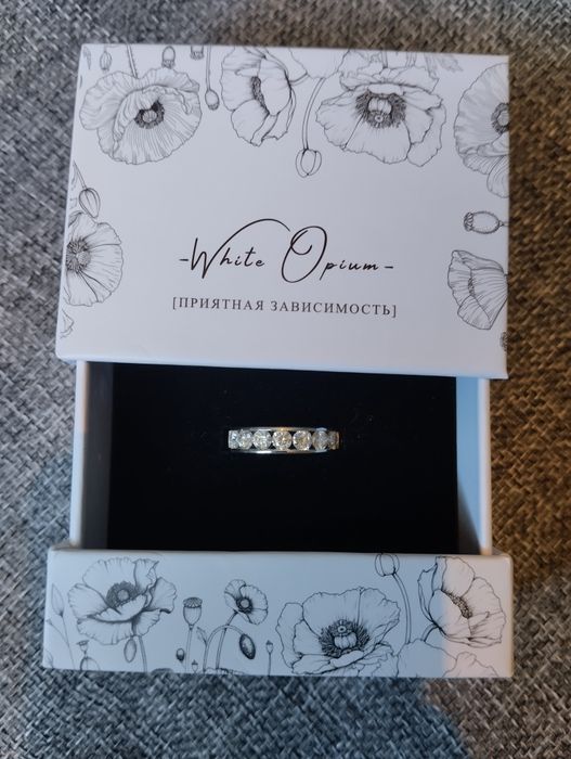 Кольцо от бренда White Opium