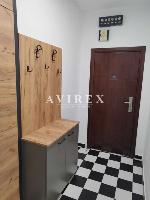 Продава се Двустаен апартамент в Пловдив, Изгрев - 80 кв.м за 1050 €/кв.м - Снимка #1