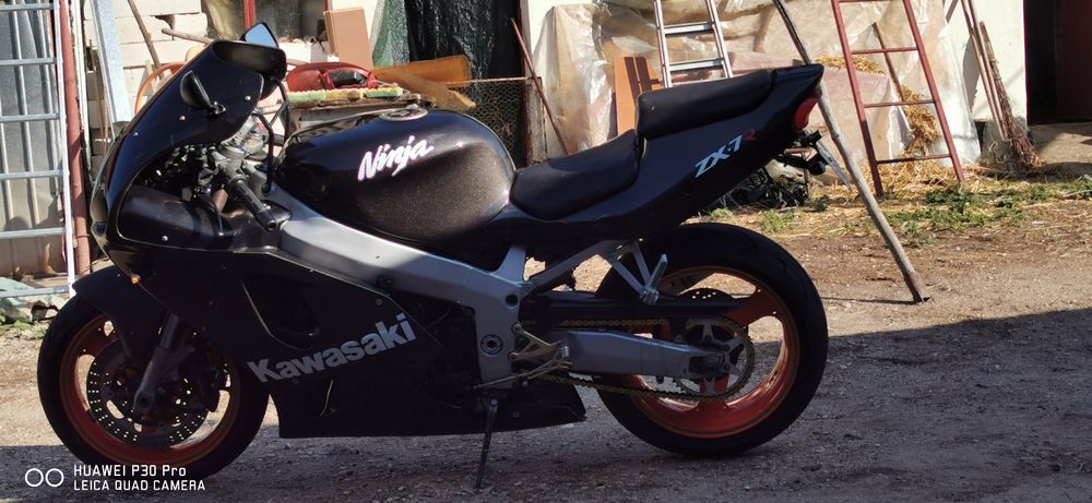 Kawasaki ninja zx7r