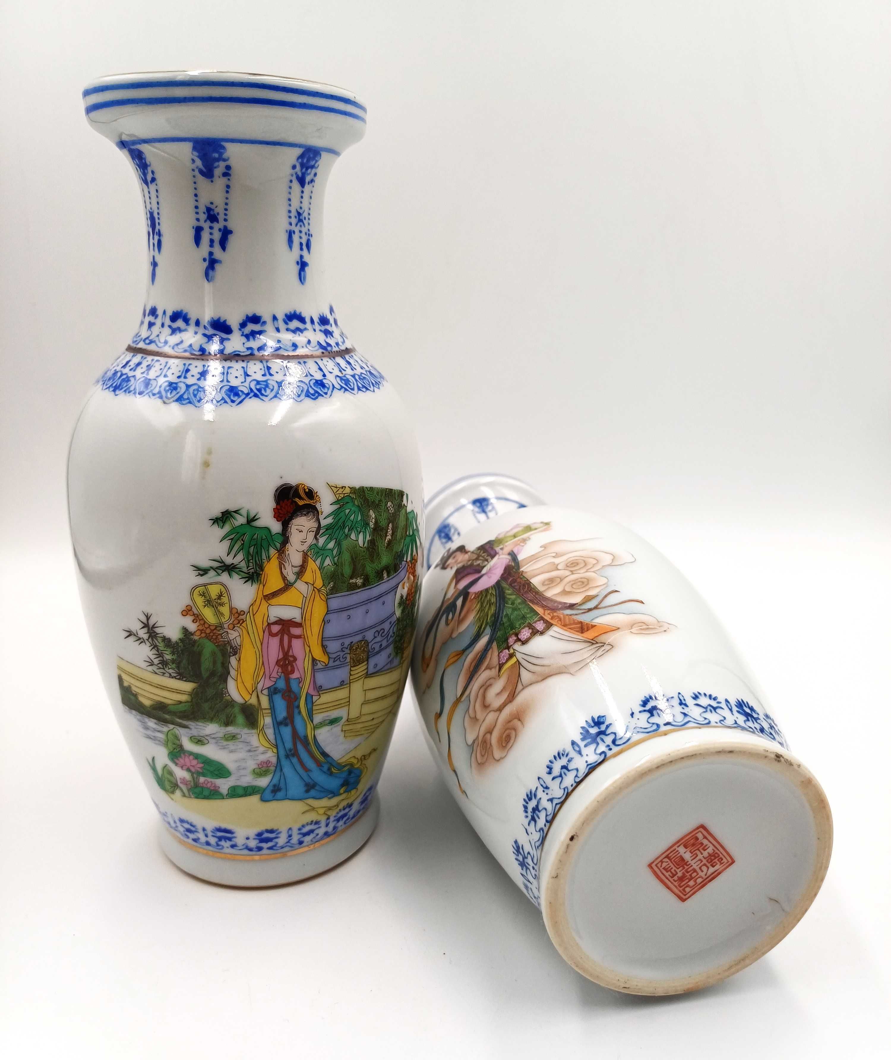 Pereche de vaze China cca. 1910 - elaborare atenta - porțelan premium