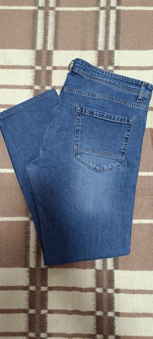 Продам брендовые мужские джинсы 54р