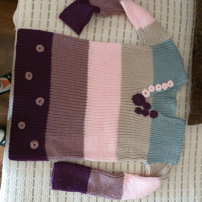 Дамски плетен пуловер