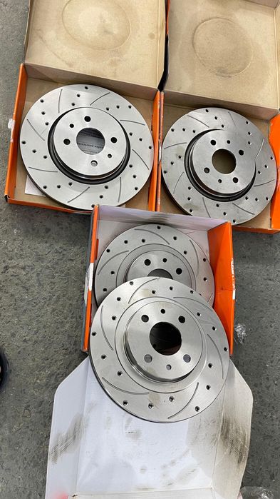 Новые диски на ваз  R14/R15 Вентелируемые с охлаждением  30.000тг