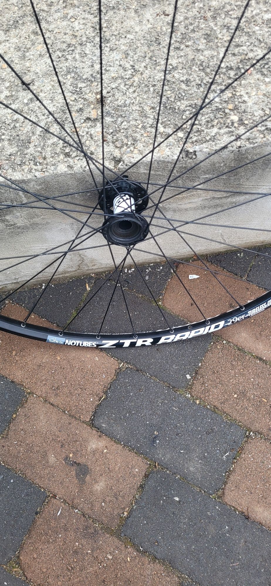 Roată spate  bicicleta 29 nouă