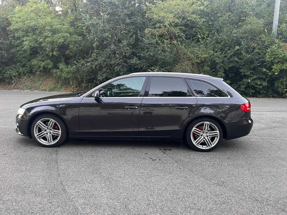 Audi A4 B8 S-Line 2012  2.0 TDI 143 CP