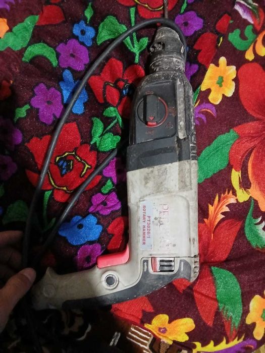 Продам перфоратор