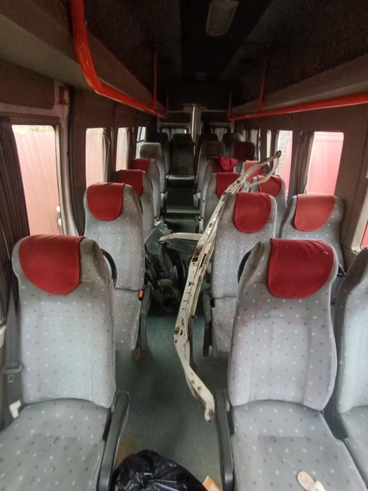 Vând Iveco daily 35c15 pentru piese (Complet lipsa motor )