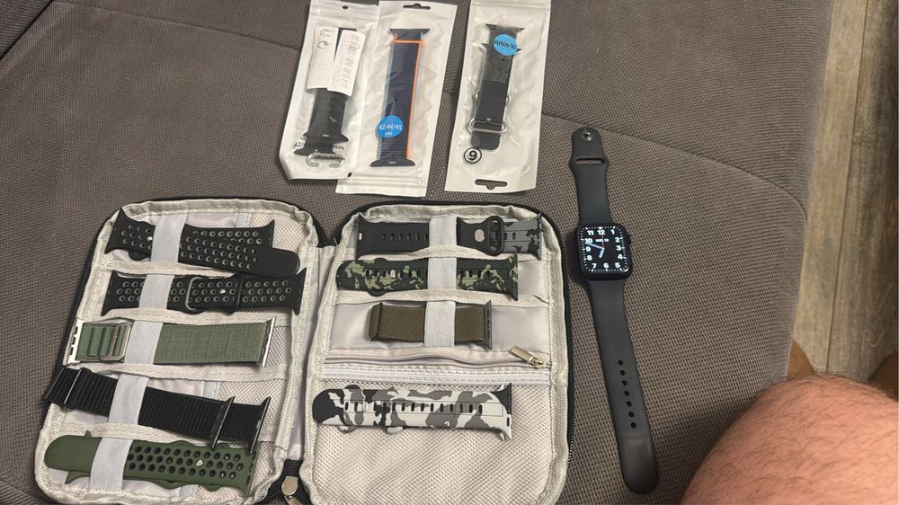 Apple wach se cu 10 curele de schimb