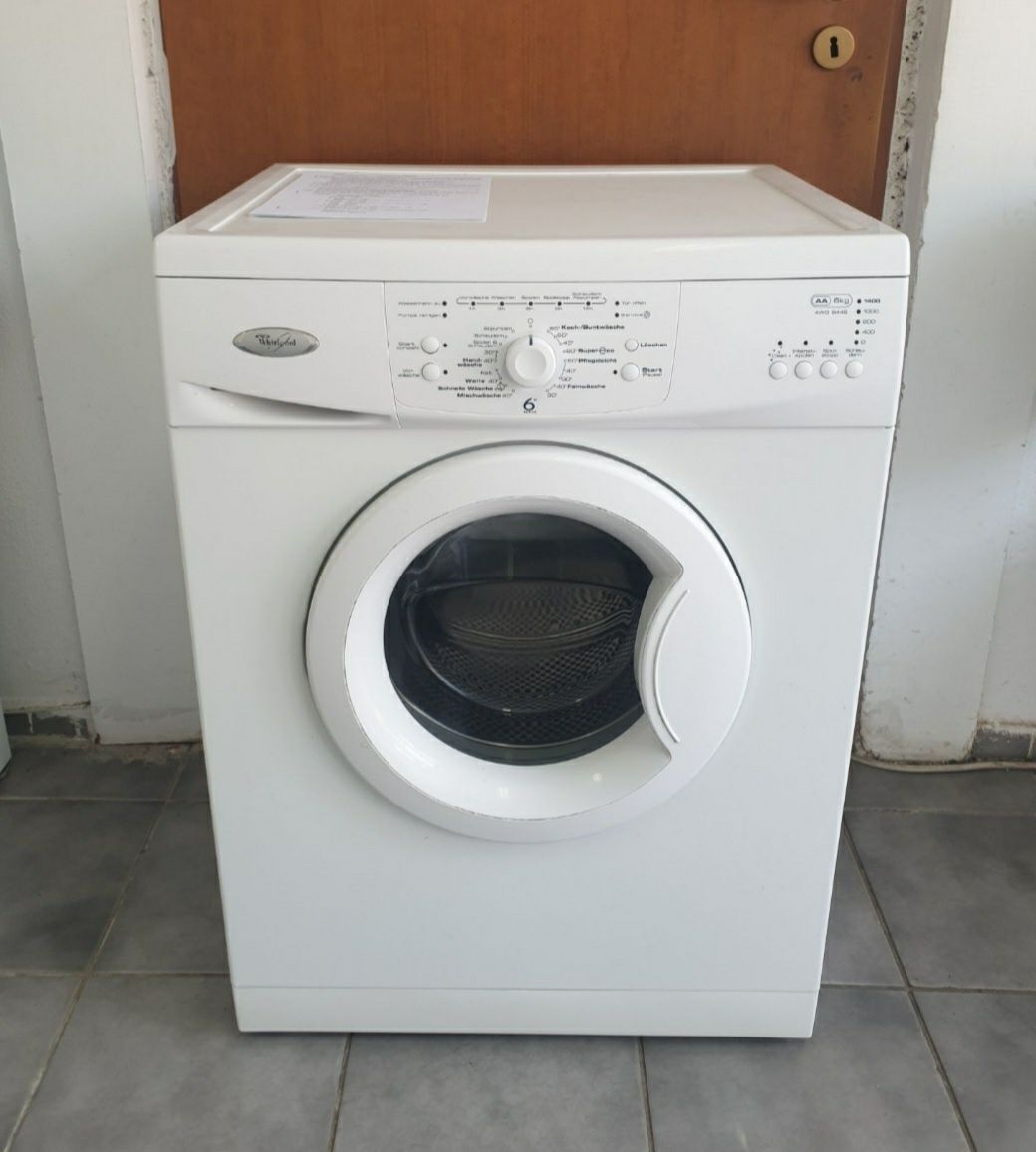 Masina de spălat rufe Whirlpool,  awo 52105