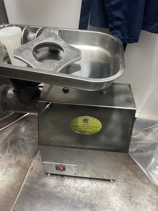 Masina de tocat carne