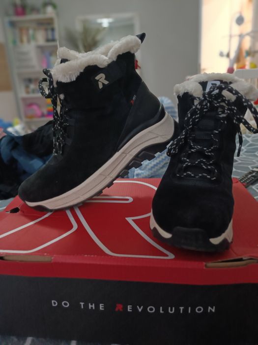 Rieker - зимни боти 37 номер