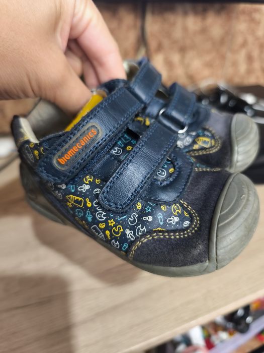 Pantofi Biomecanics nr 24