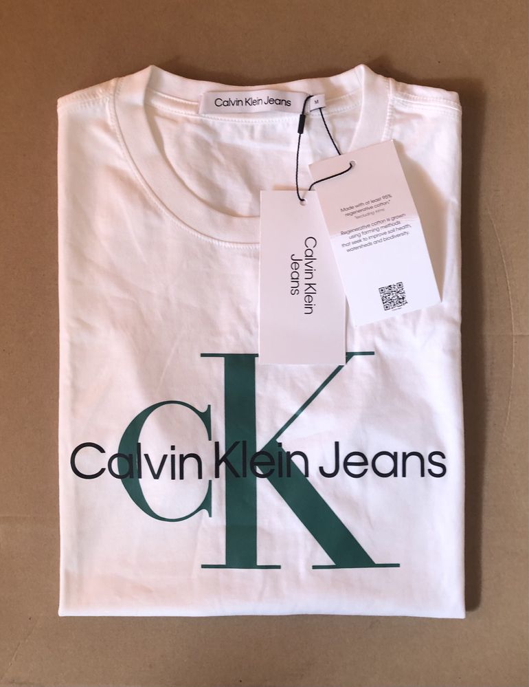 Calvin Klein T-shirt ОРИГИНАЛНИ мъжки тениски - S/M