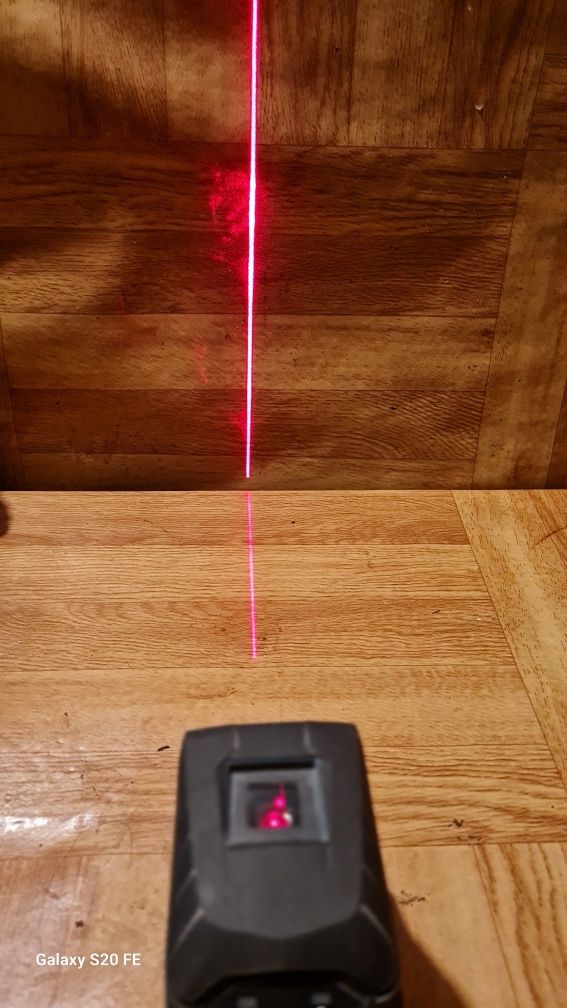 Laser in 3 puncte rosi