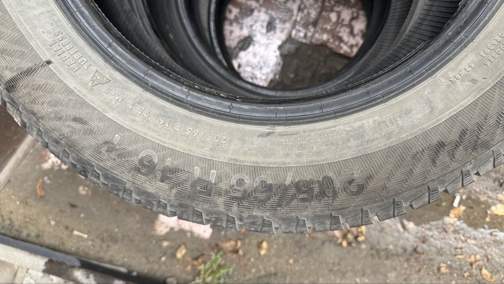 Покрышки 205/65 R16