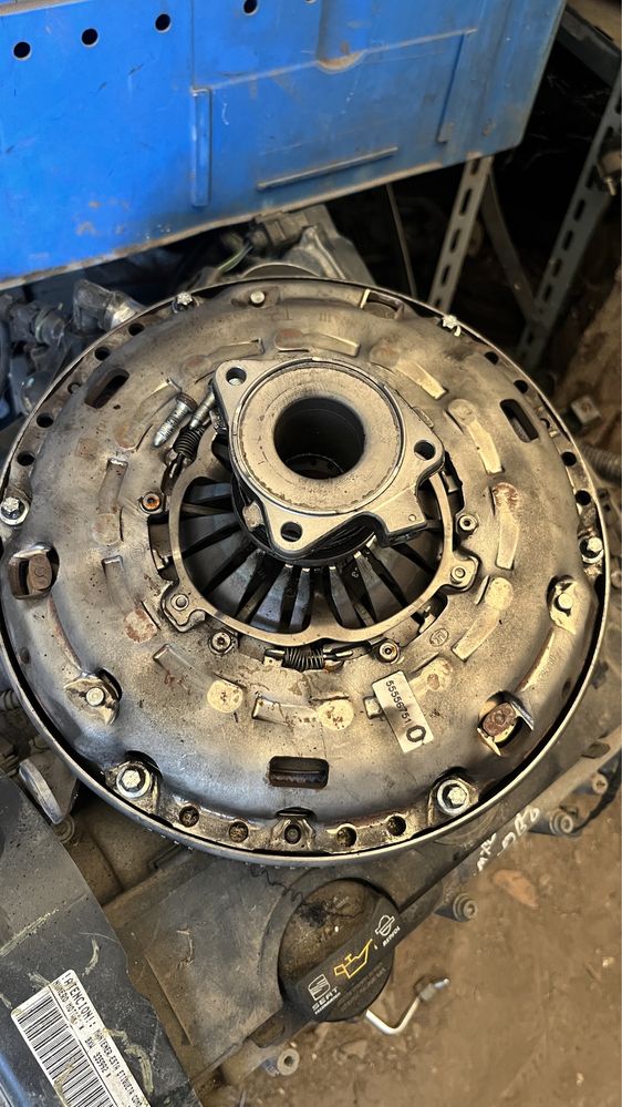 Ambreaj volanta placa disc rulment opel astra j 1.7 6 trepte