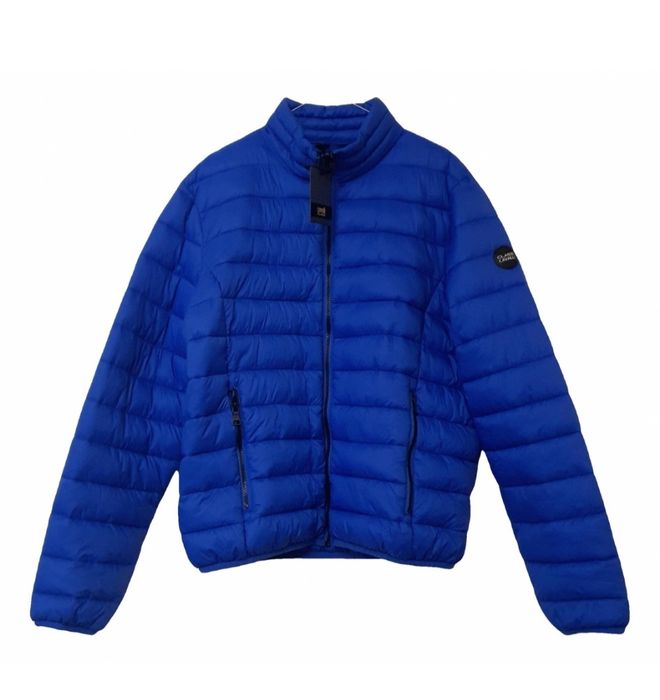 Vand geaca  Cavalli Class, noua, toamna iarna    .Klein Armani Tommy
