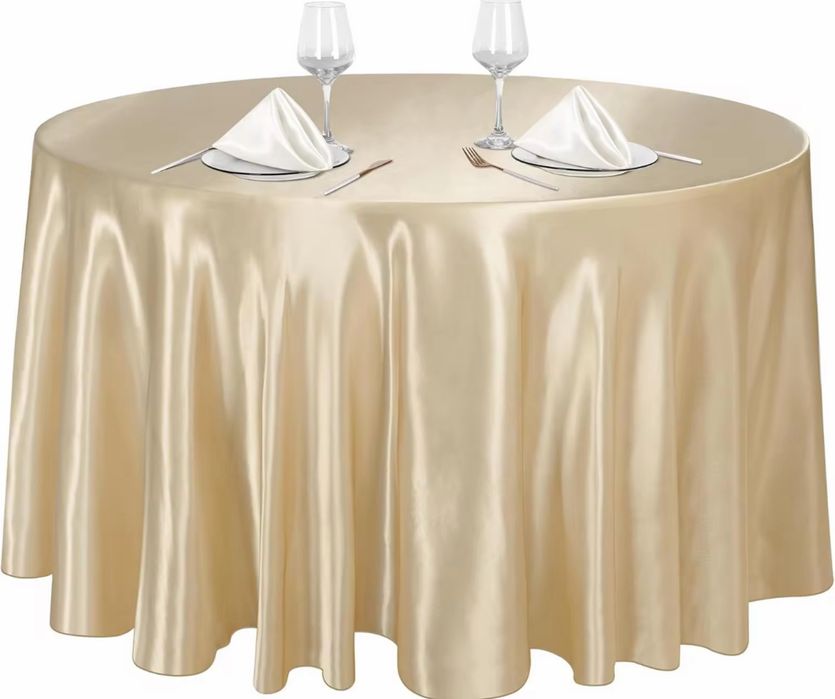 Fata(fete)de masa rotunda Sali de de Evenimente