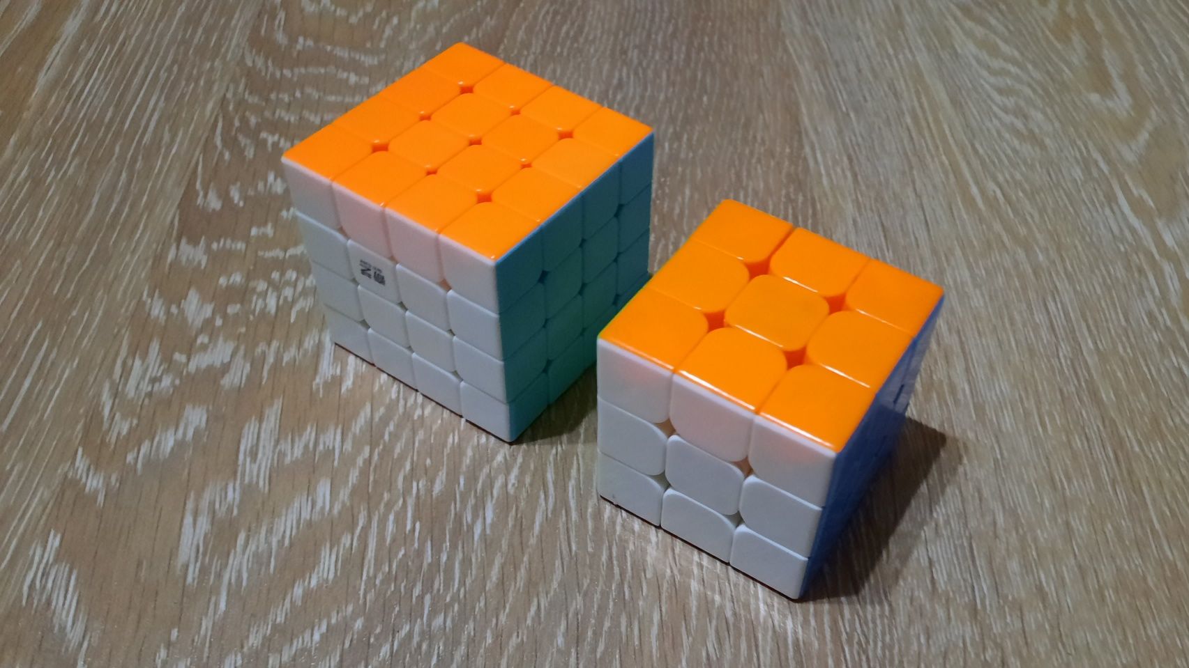 Кубики Рубика (4х4,3х3)