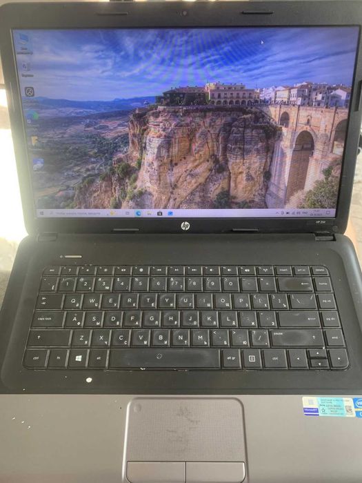 Ноутбук HP 250 G1. i3/8RAM/SSD480