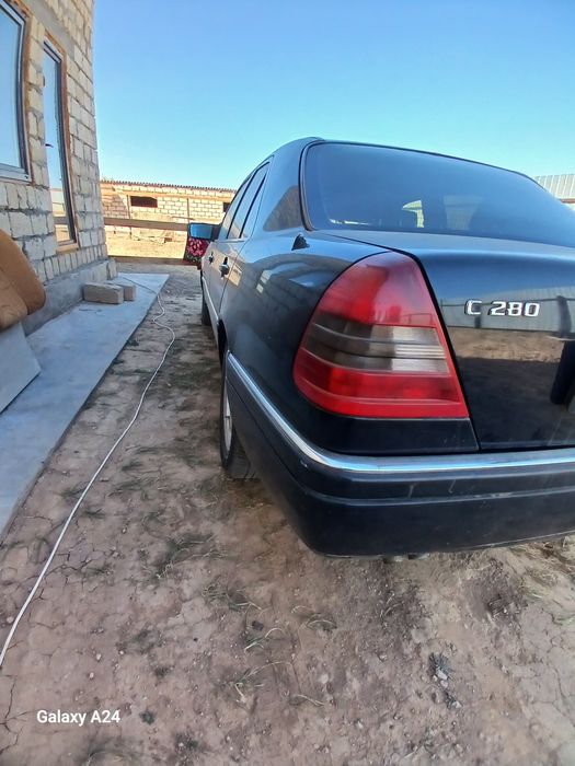 Продам Мерс с 280 автомат