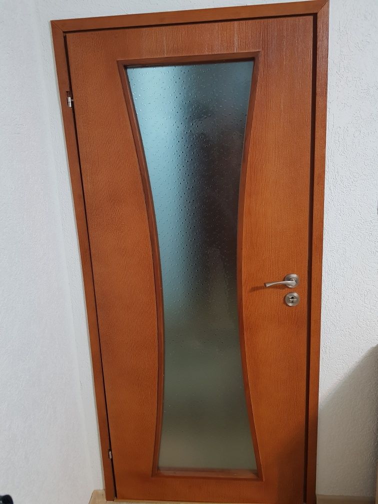 Интериорни    врати