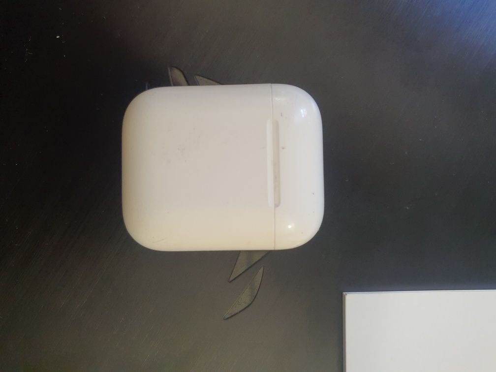 Продается Airpods 2.1