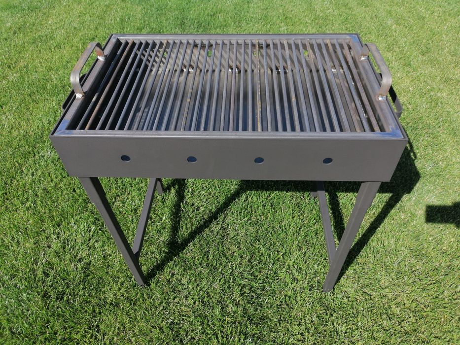 Gratar cu dimensiunea 70cm/45cm