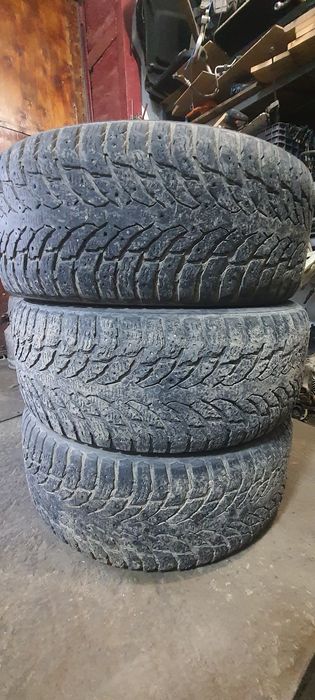 Продам 3 баллона R18