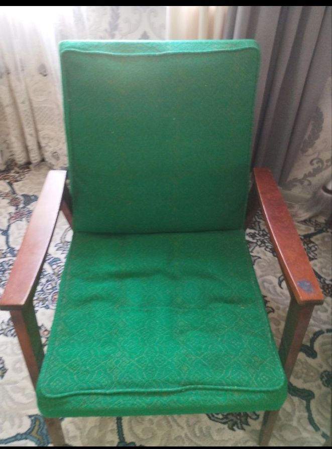 Продаются кресла