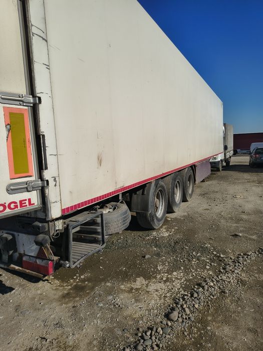 Semiremorca frigorifica koegel