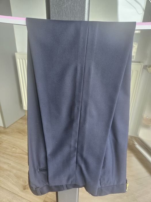 Costum pentru bărbați bleumarin, mărime 54, Marecom