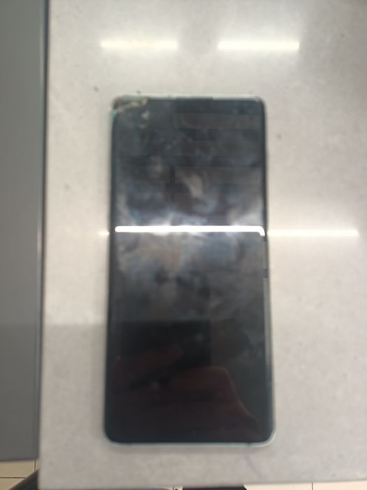 Vând Samsung S 10 plus