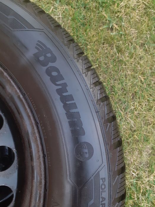 2 Roti de iarnă impecabile 195/65/15,