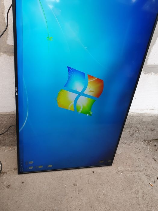 Monitor profesional 65 inch Philips Q-Line 65BDL3050Q