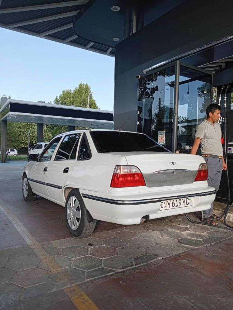 Nexia 1 sonc motor 2004 , srochno